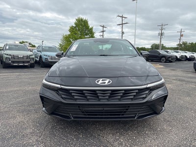 2025 Hyundai ELANTRA SEL Sport