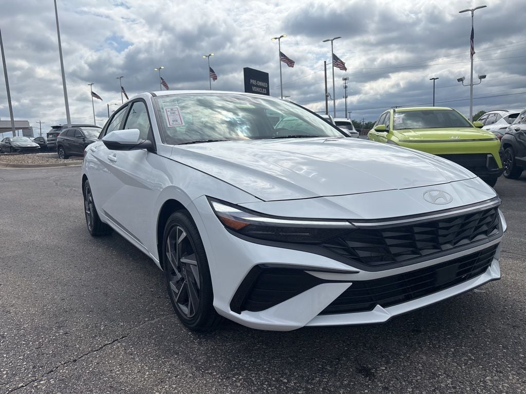 2026 Hyundai ELANTRA Limited