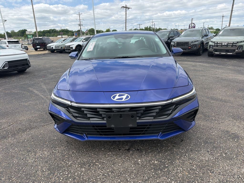 2025 Hyundai ELANTRA SEL Convenience