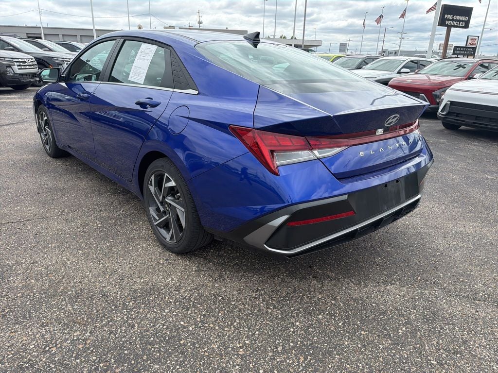 2025 Hyundai ELANTRA SEL Convenience