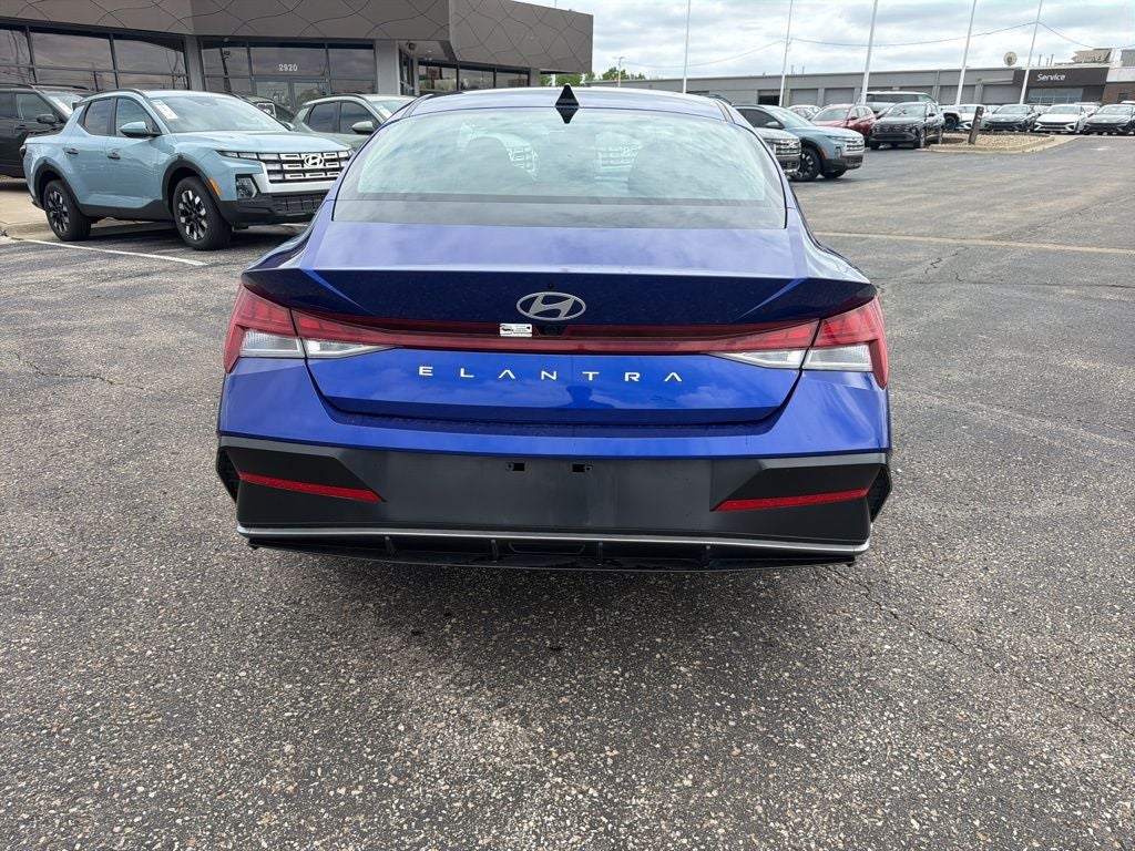 2025 Hyundai ELANTRA SEL Convenience