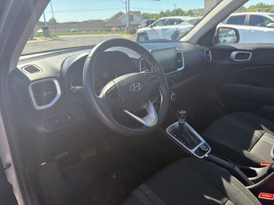 2024 Hyundai VENUE SEL