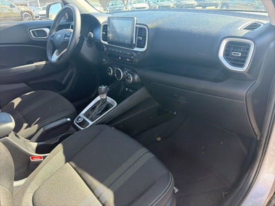 2024 Hyundai VENUE SEL