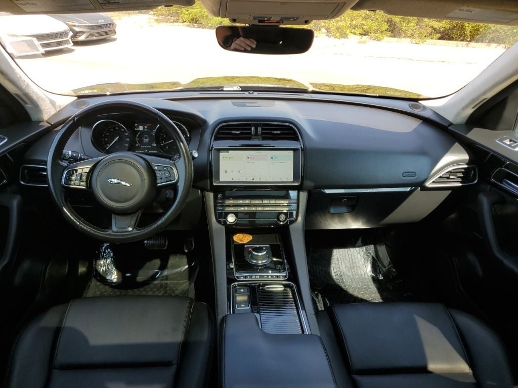 2019 Jaguar F-PACE 25t Premium