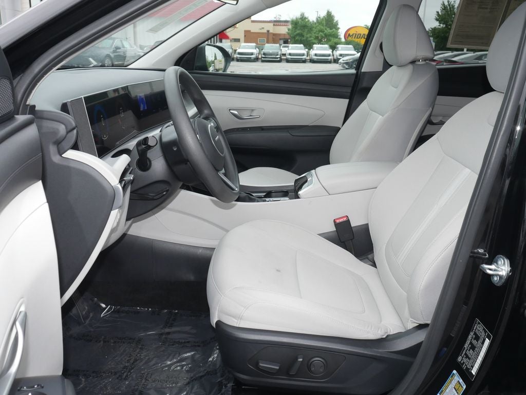 2025 Hyundai TUCSON SEL