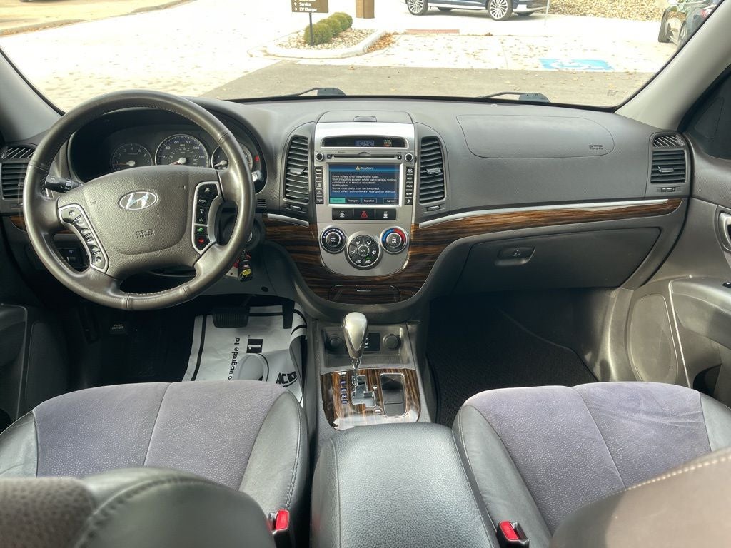2012 Hyundai SANTA FE SE