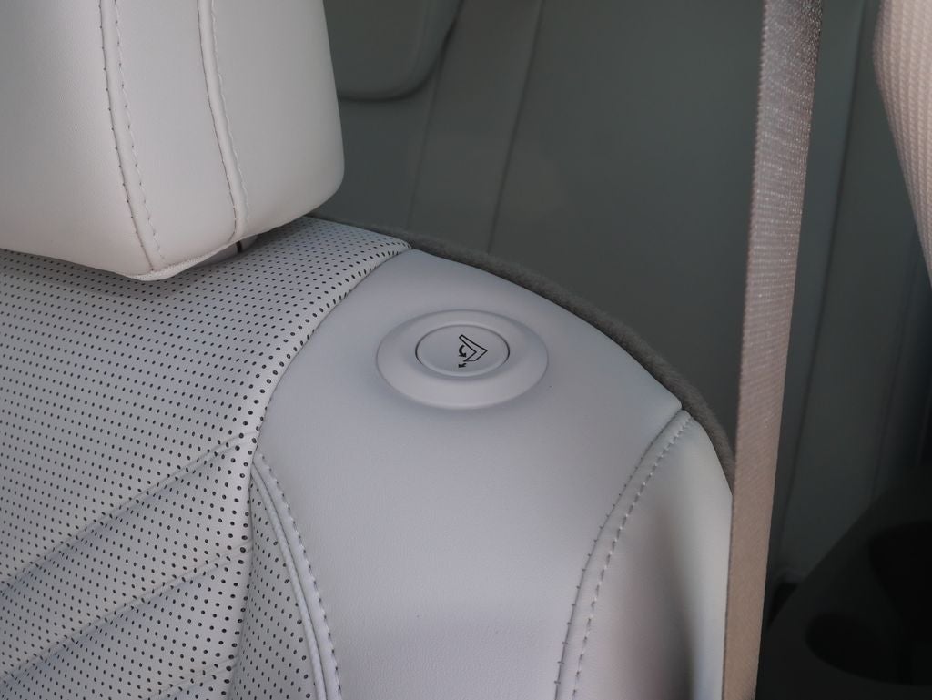2026 Hyundai PALISADE HYBRID SEL 7 Passenger