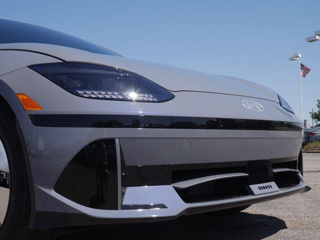 2025 Hyundai IONIQ 6 SE