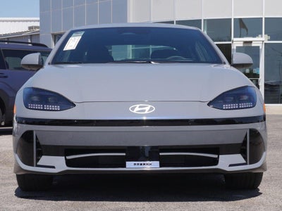 2025 Hyundai IONIQ 6 SE