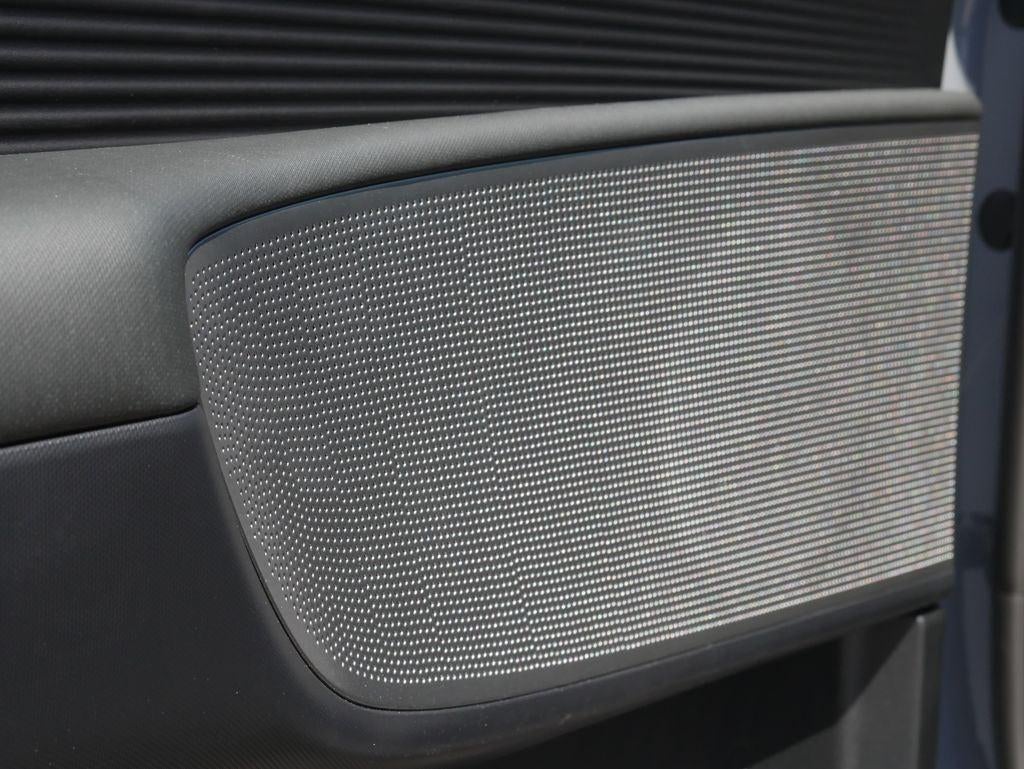 2025 Hyundai IONIQ 6 SE
