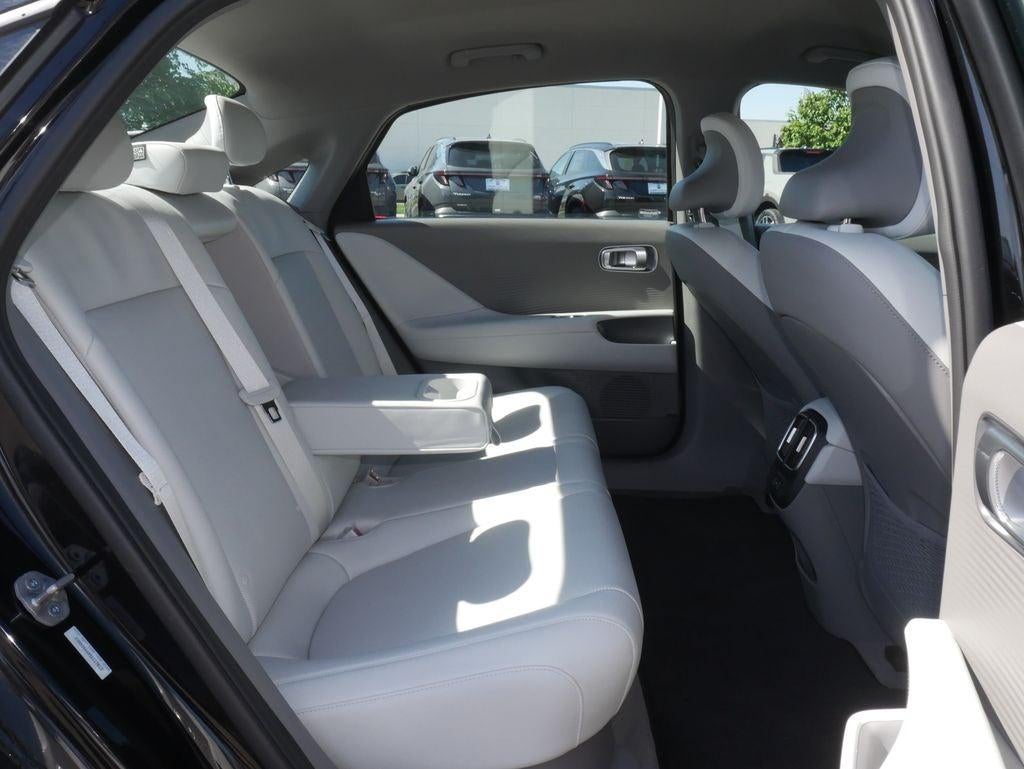 2025 Hyundai IONIQ 6 SEL