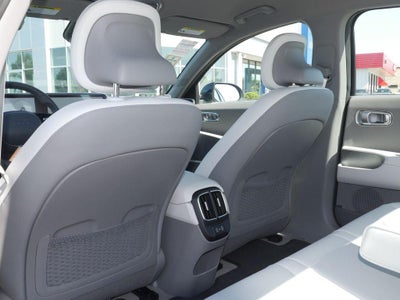 2025 Hyundai IONIQ 6 SEL