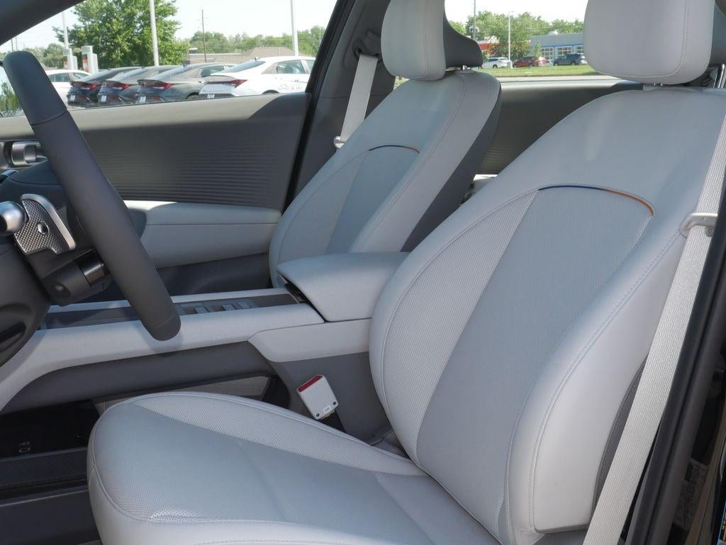 2025 Hyundai IONIQ 6 SEL