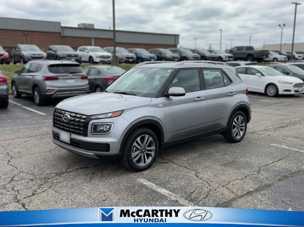 2025 Hyundai VENUE SEL