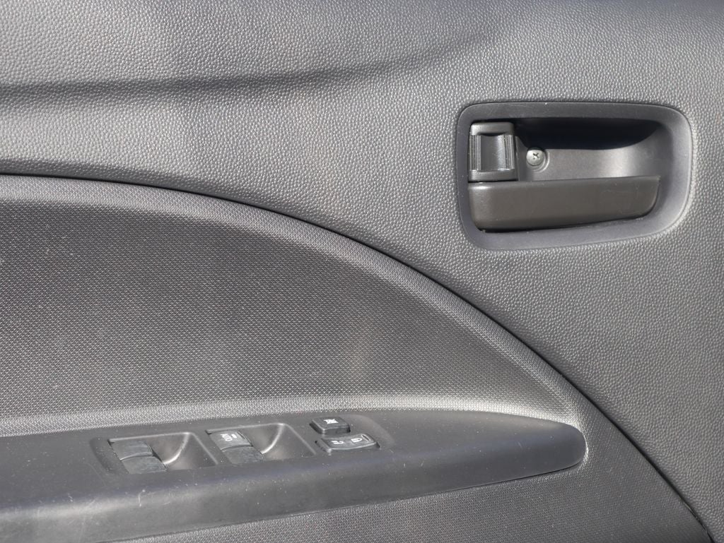 2017 Mitsubishi Mirage ES